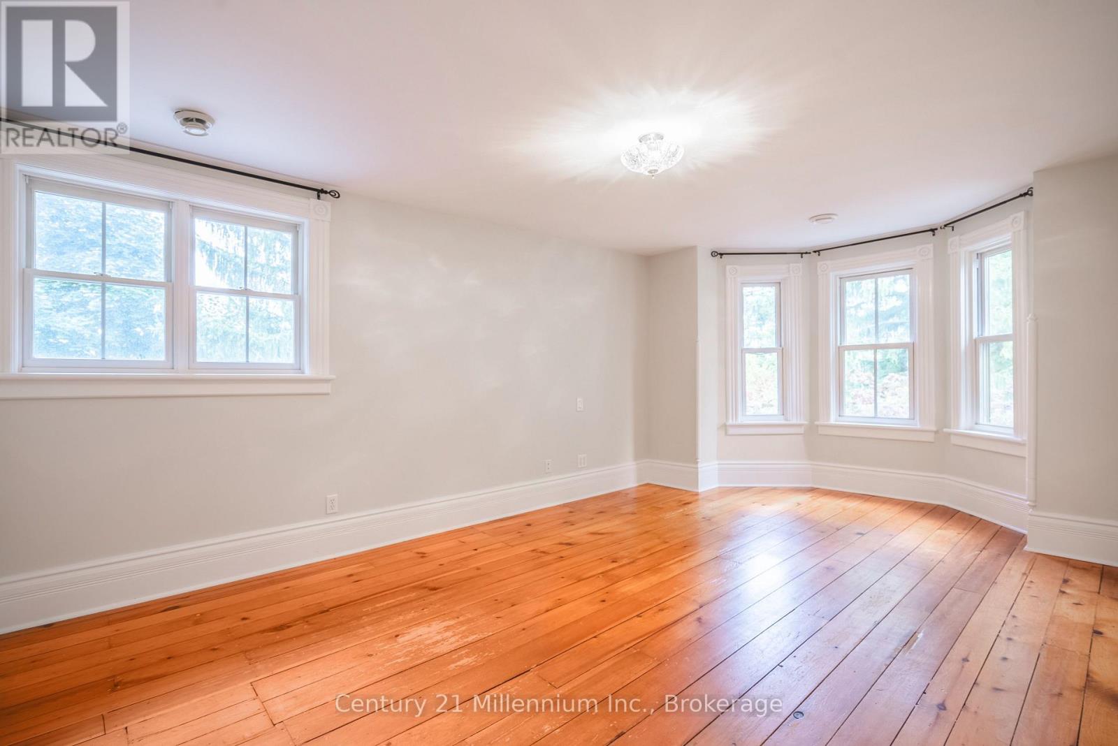 774 Hurontario Street, Collingwood, Ontario  L9Y 0G9 - Photo 25 - S12124617