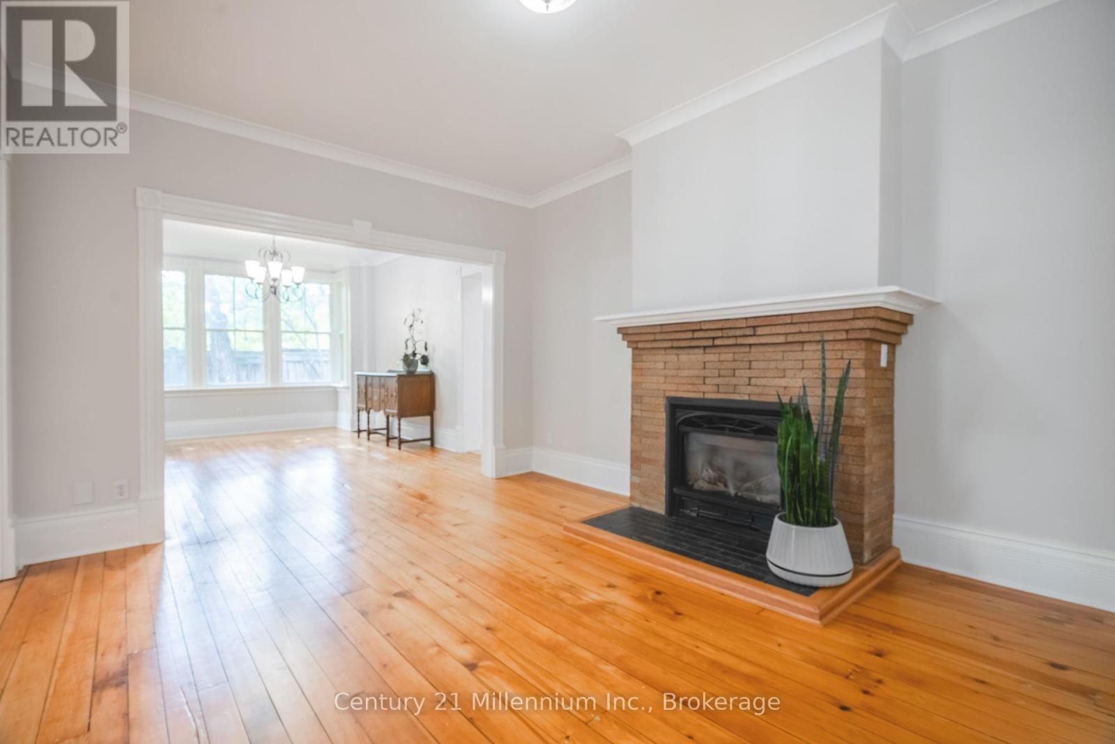 774 Hurontario Street, Collingwood, Ontario  L9Y 0G9 - Photo 13 - S12124617