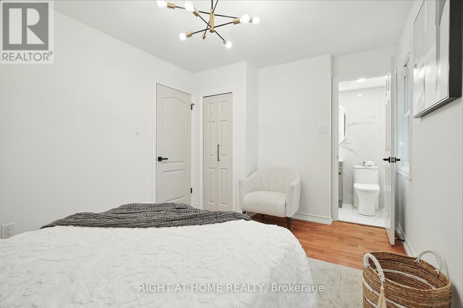 413 Enfield Road, Burlington, Ontario  L7T 2X5 - Photo 22 - W12361684