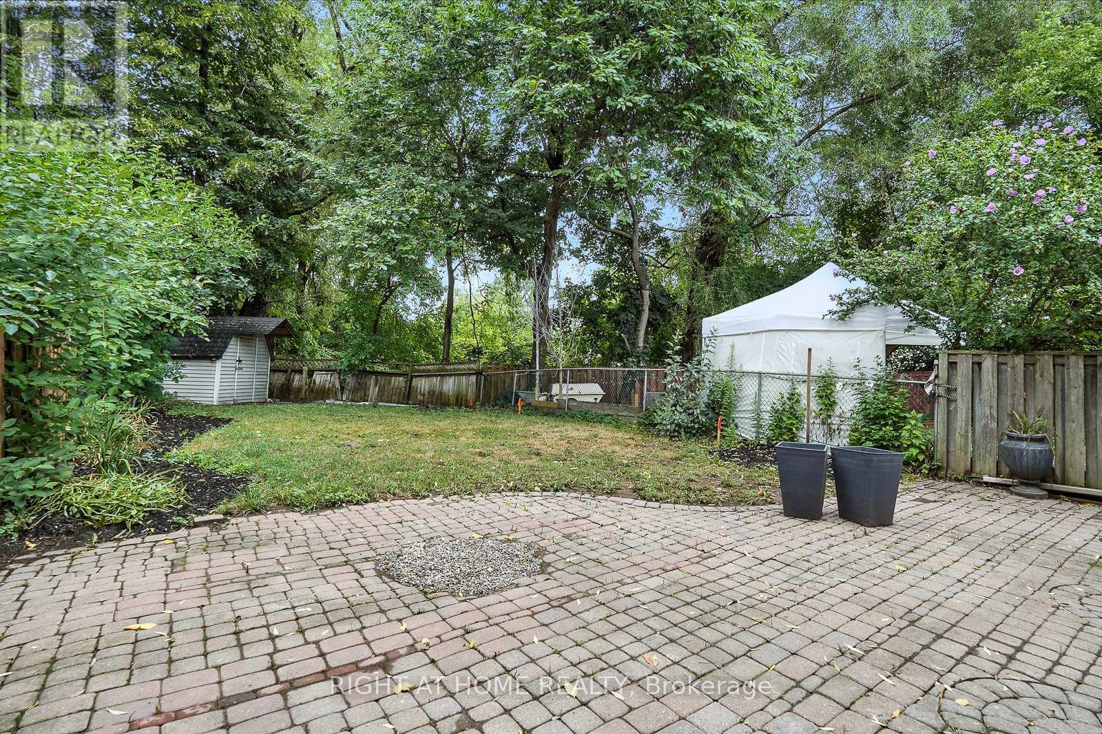 413 Enfield Road, Burlington, Ontario  L7T 2X5 - Photo 37 - W12361684