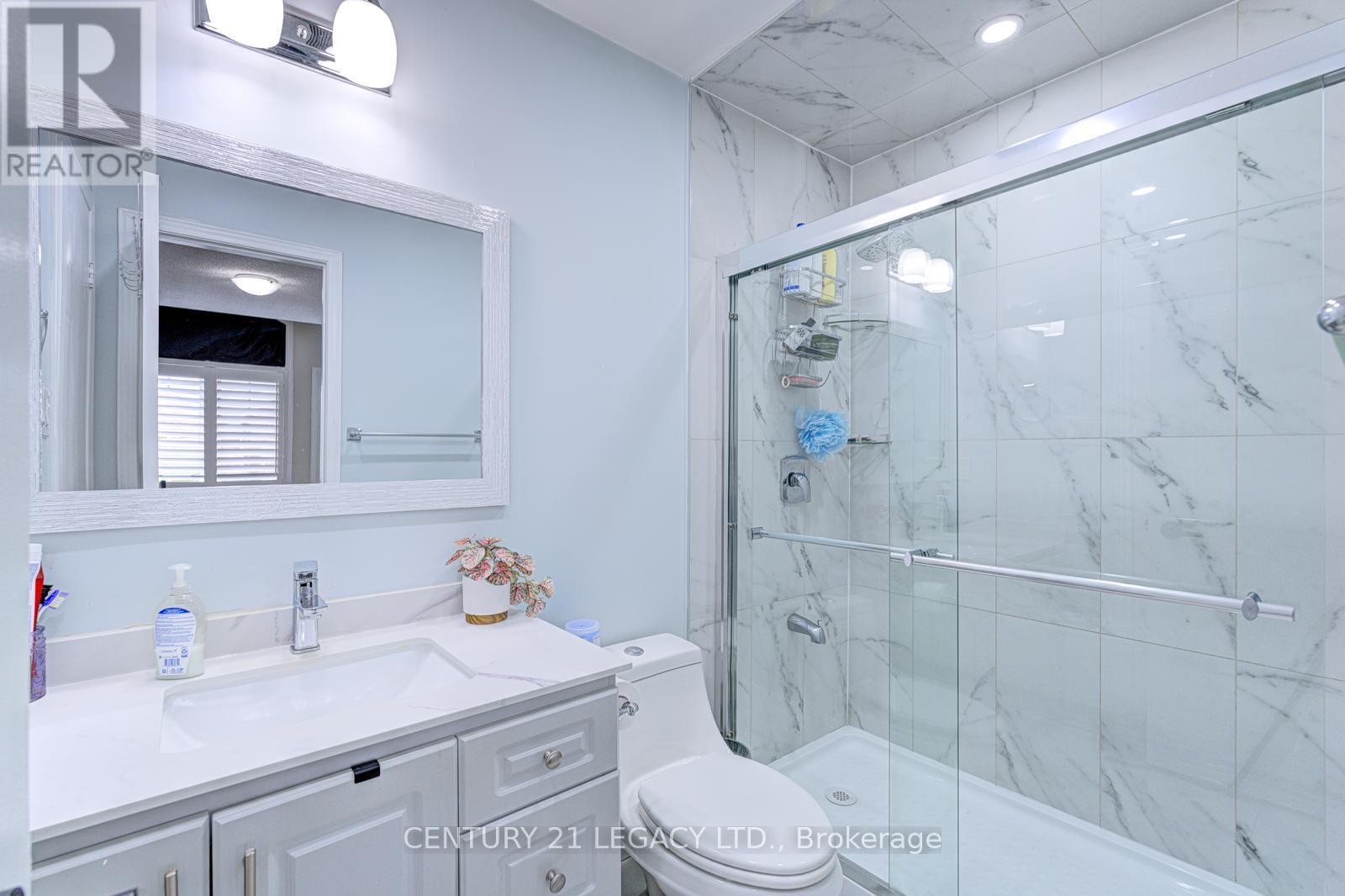 21 Serenity Lane, Brampton, Ontario  L6R 2T1 - Photo 30 - W12360127