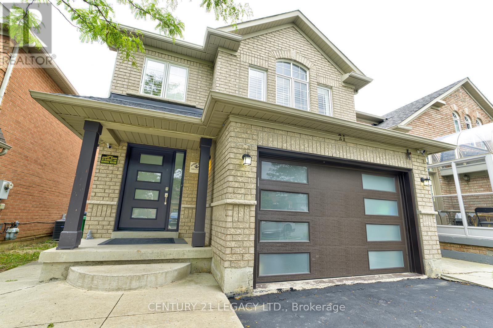 21 Serenity Lane, Brampton, Ontario  L6R 2T1 - Photo 3 - W12360127