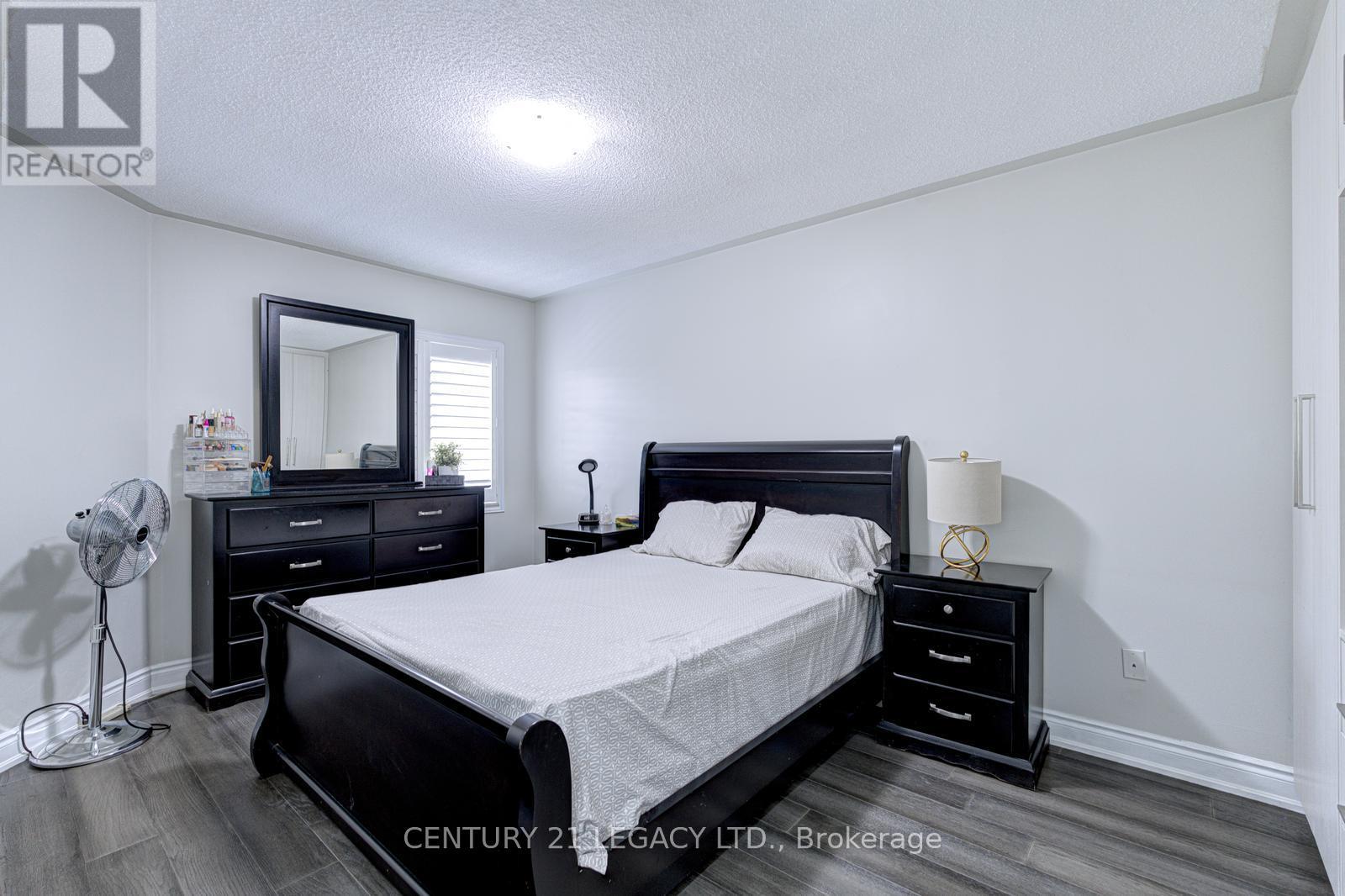21 Serenity Lane, Brampton, Ontario  L6R 2T1 - Photo 31 - W12360127