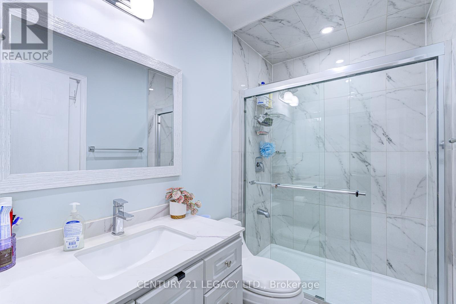 21 Serenity Lane, Brampton, Ontario  L6R 2T1 - Photo 33 - W12360127