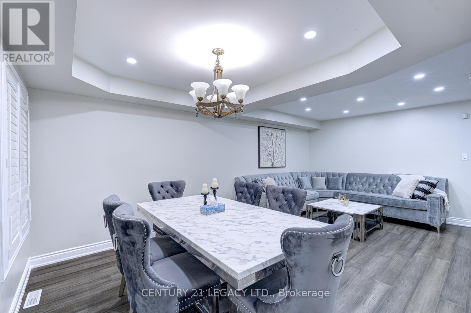 21 Serenity Lane, Brampton, Ontario  L6R 2T1 - Photo 9 - W12360127
