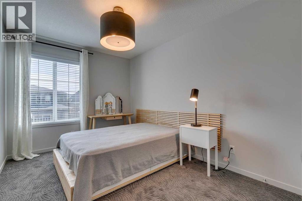 18 Marquis Cove Se, Calgary, Alberta  T3B 1V8 - Photo 12 - A2249245