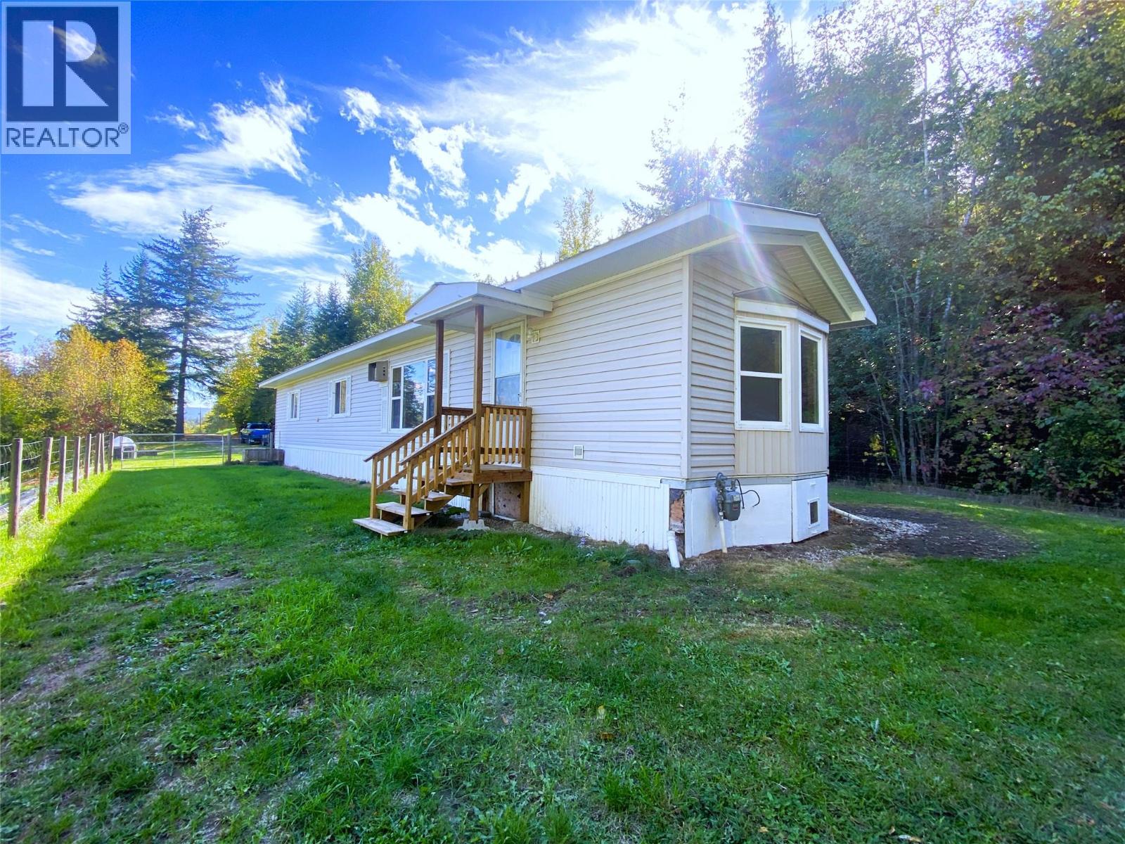 655 Caouette Road, Sorrento, British Columbia  V0E 2W1 - Photo 26 - 10337316