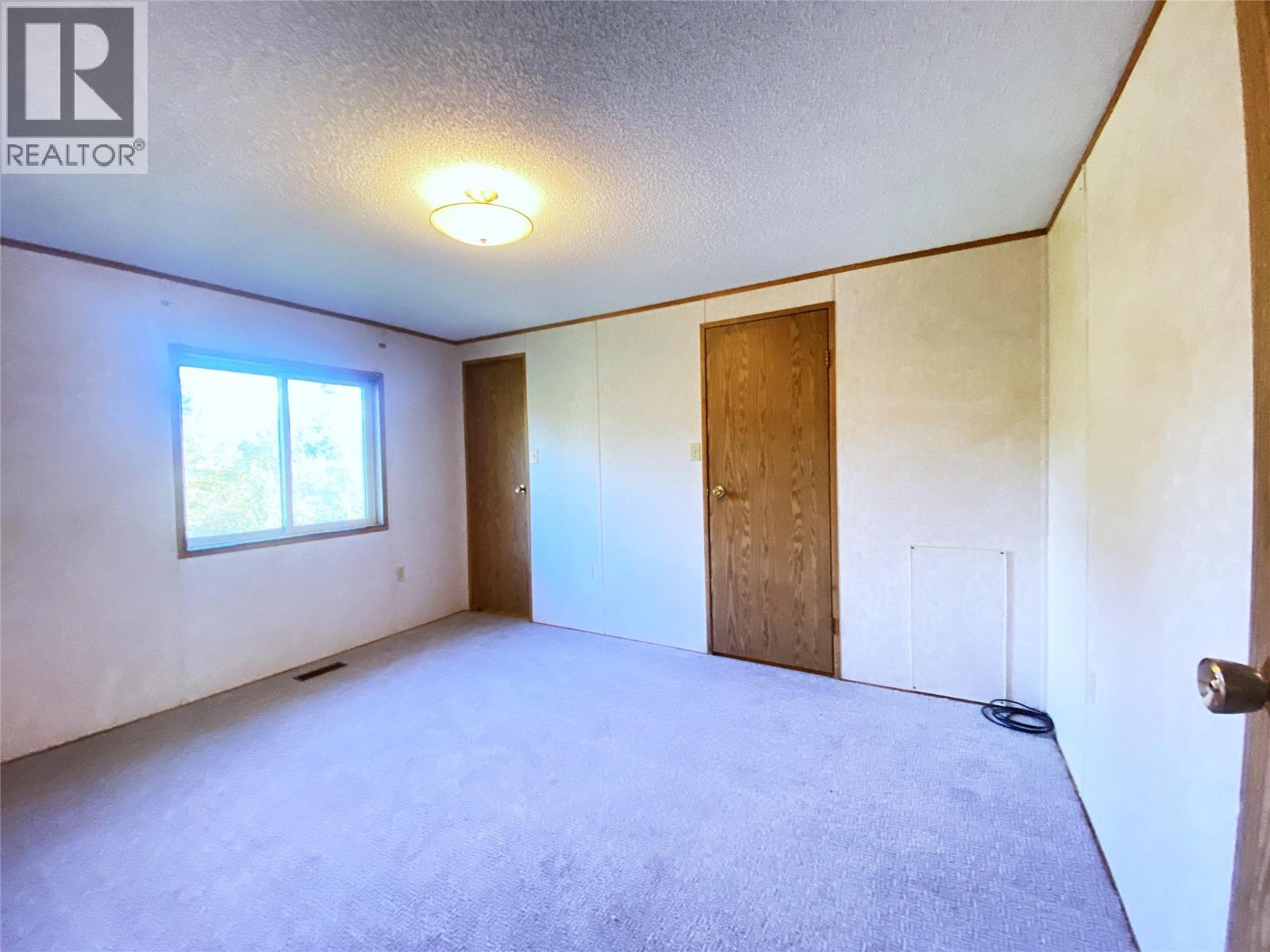 655 Caouette Road, Sorrento, British Columbia  V0E 2W1 - Photo 13 - 10337316