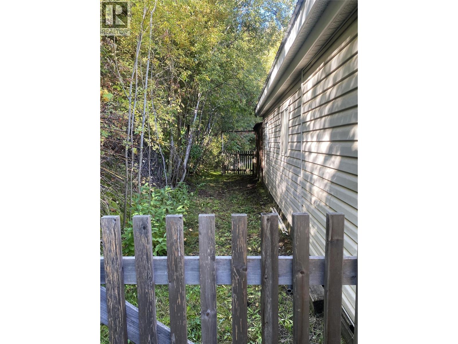 655 Caouette Road, Sorrento, British Columbia  V0E 2W1 - Photo 46 - 10337316