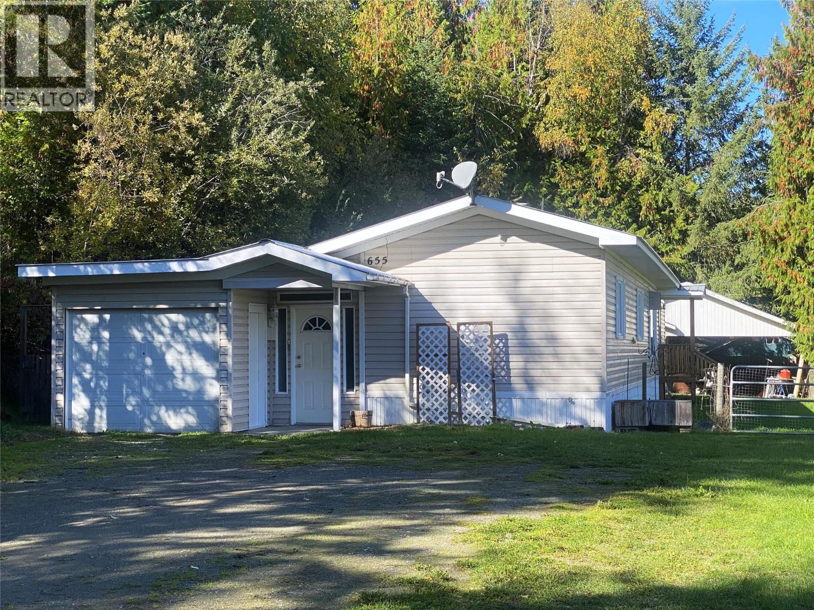 655 Caouette Road, Sorrento, British Columbia  V0E 2W1 - Photo 55 - 10337316