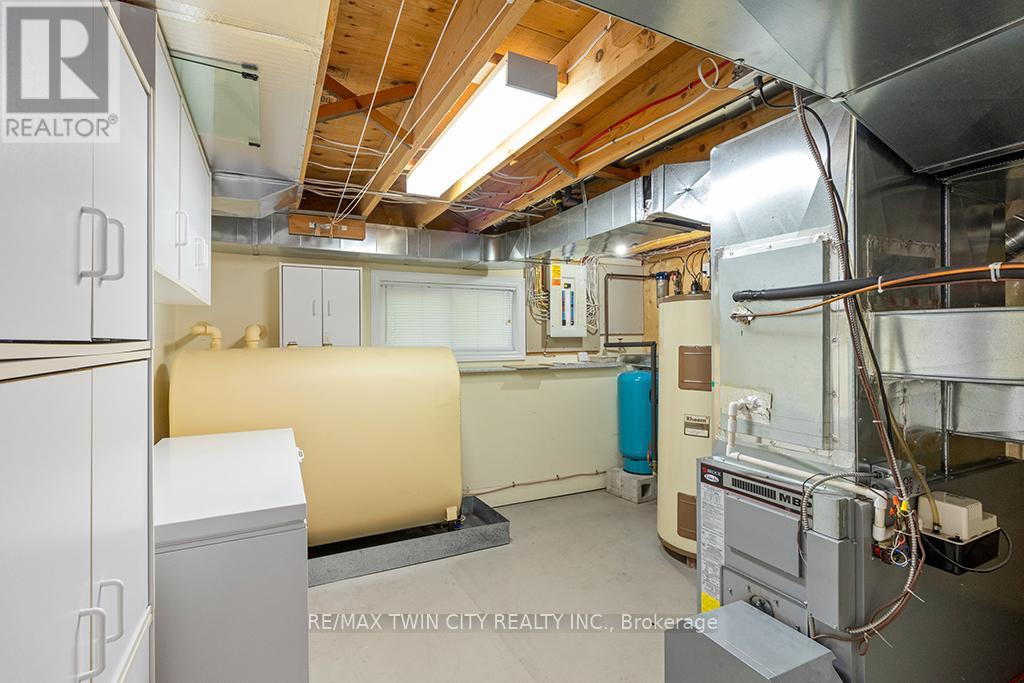 382185 17 Concession, Georgian Bluffs, Ontario  N0H 2T0 - Photo 26 - X12361696