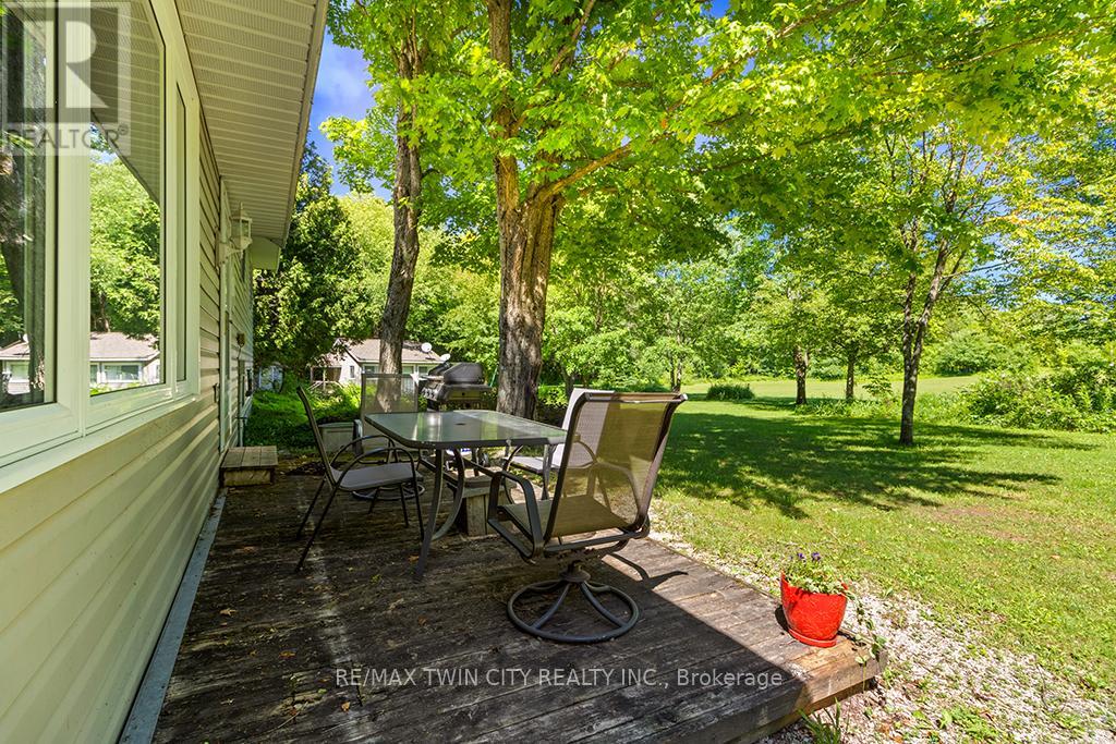 382185 17 Concession, Georgian Bluffs, Ontario  N0H 2T0 - Photo 28 - X12361696