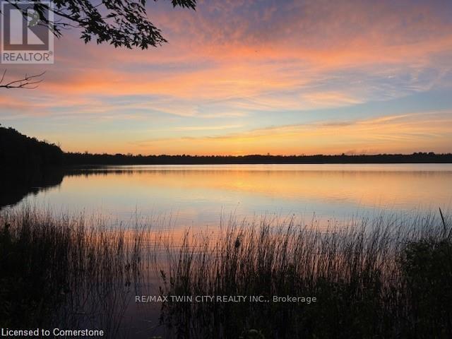 382185 17 Concession, Georgian Bluffs, Ontario  N0H 2T0 - Photo 39 - X12361696