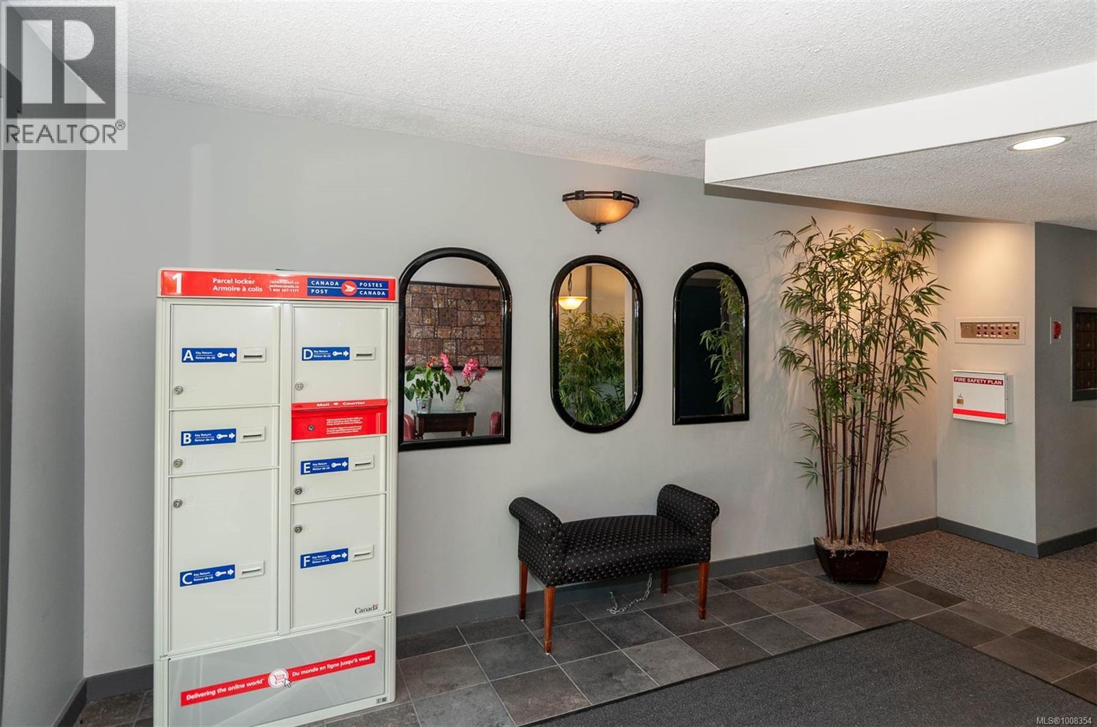 302 1024 Fairfield Rd, Victoria, British Columbia  V8V 3A5 - Photo 28 - 1008354