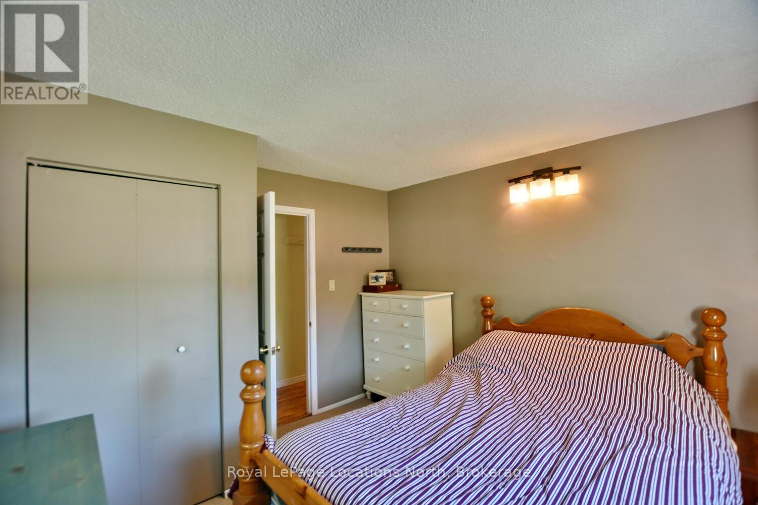 154 Carmichael Crescent, Blue Mountains, Ontario  L9Y 0R3 - Photo 23 - X12361722