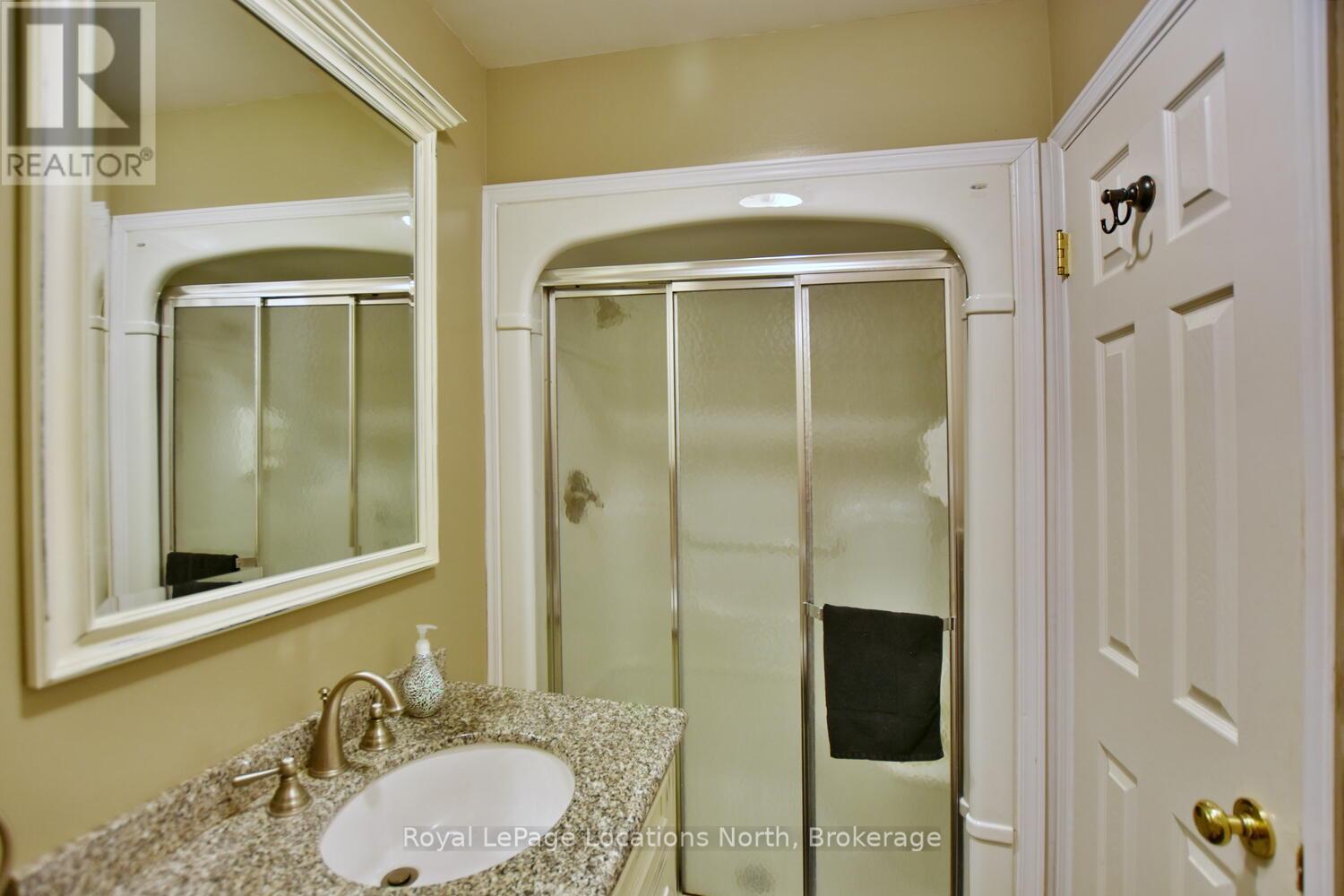 154 Carmichael Crescent, Blue Mountains, Ontario  L9Y 0R3 - Photo 27 - X12361722