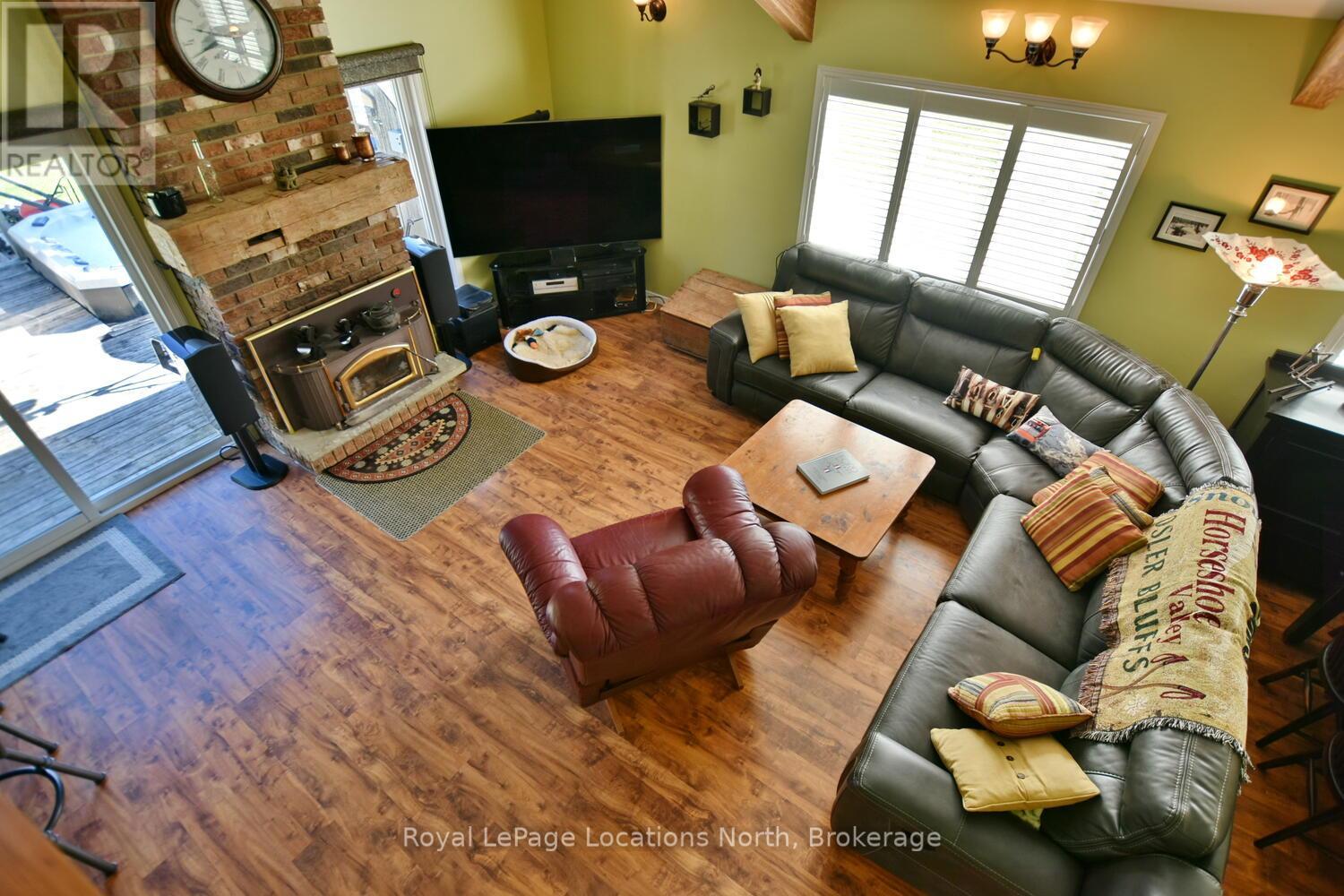 154 Carmichael Crescent, Blue Mountains, Ontario  L9Y 0R3 - Photo 31 - X12361722