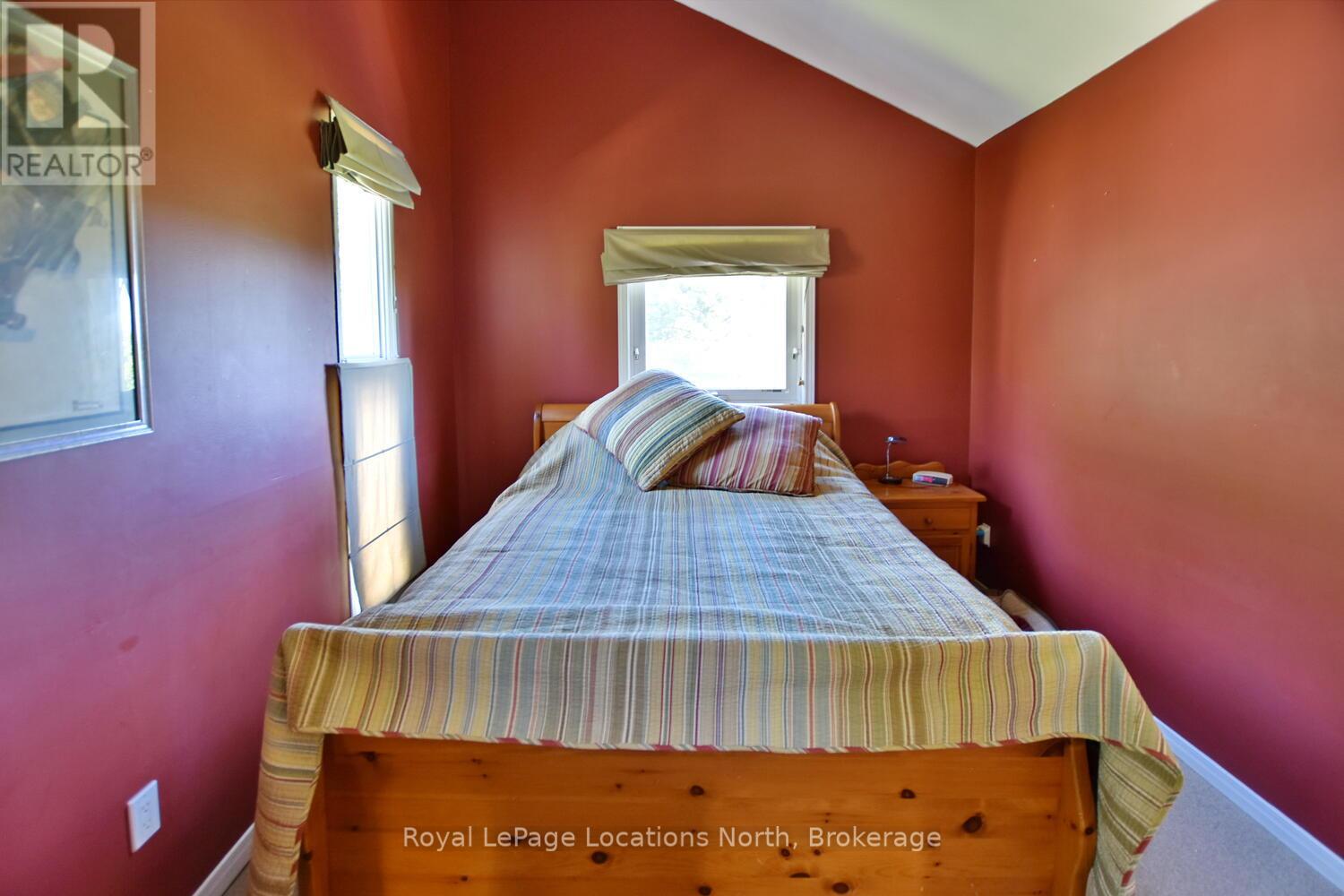 154 Carmichael Crescent, Blue Mountains, Ontario  L9Y 0R3 - Photo 33 - X12361722