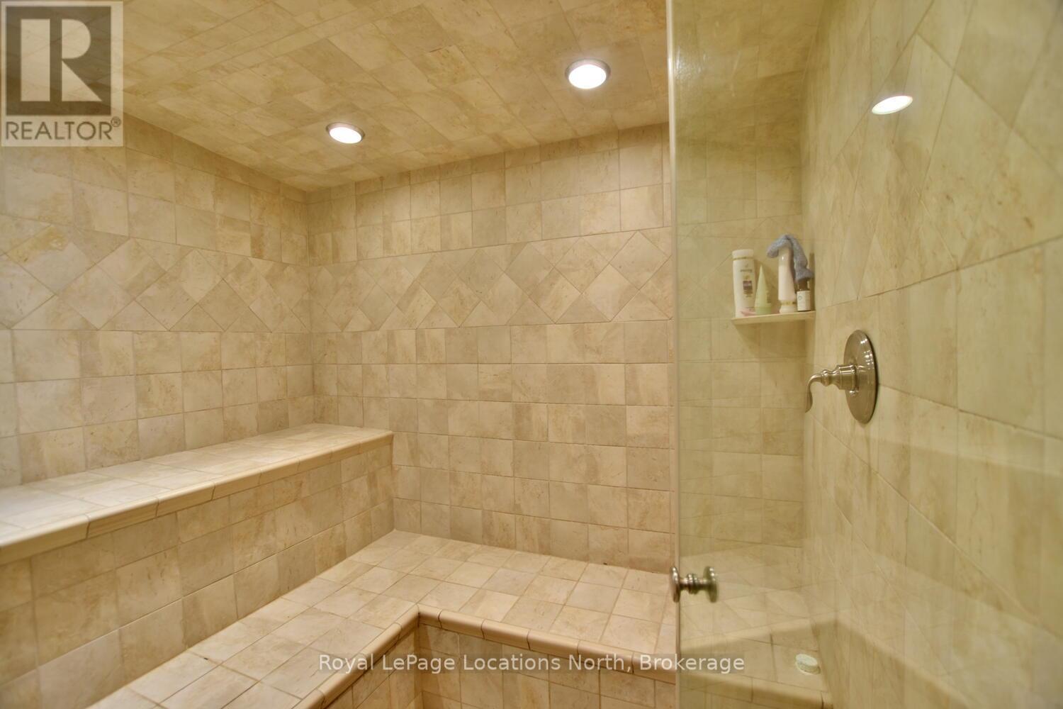 154 Carmichael Crescent, Blue Mountains, Ontario  L9Y 0R3 - Photo 40 - X12361722