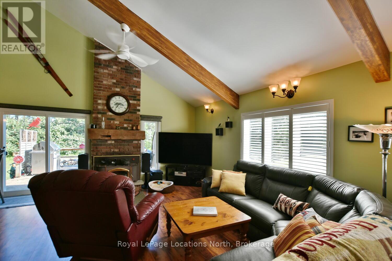 154 Carmichael Crescent, Blue Mountains, Ontario  L9Y 0R3 - Photo 9 - X12361722