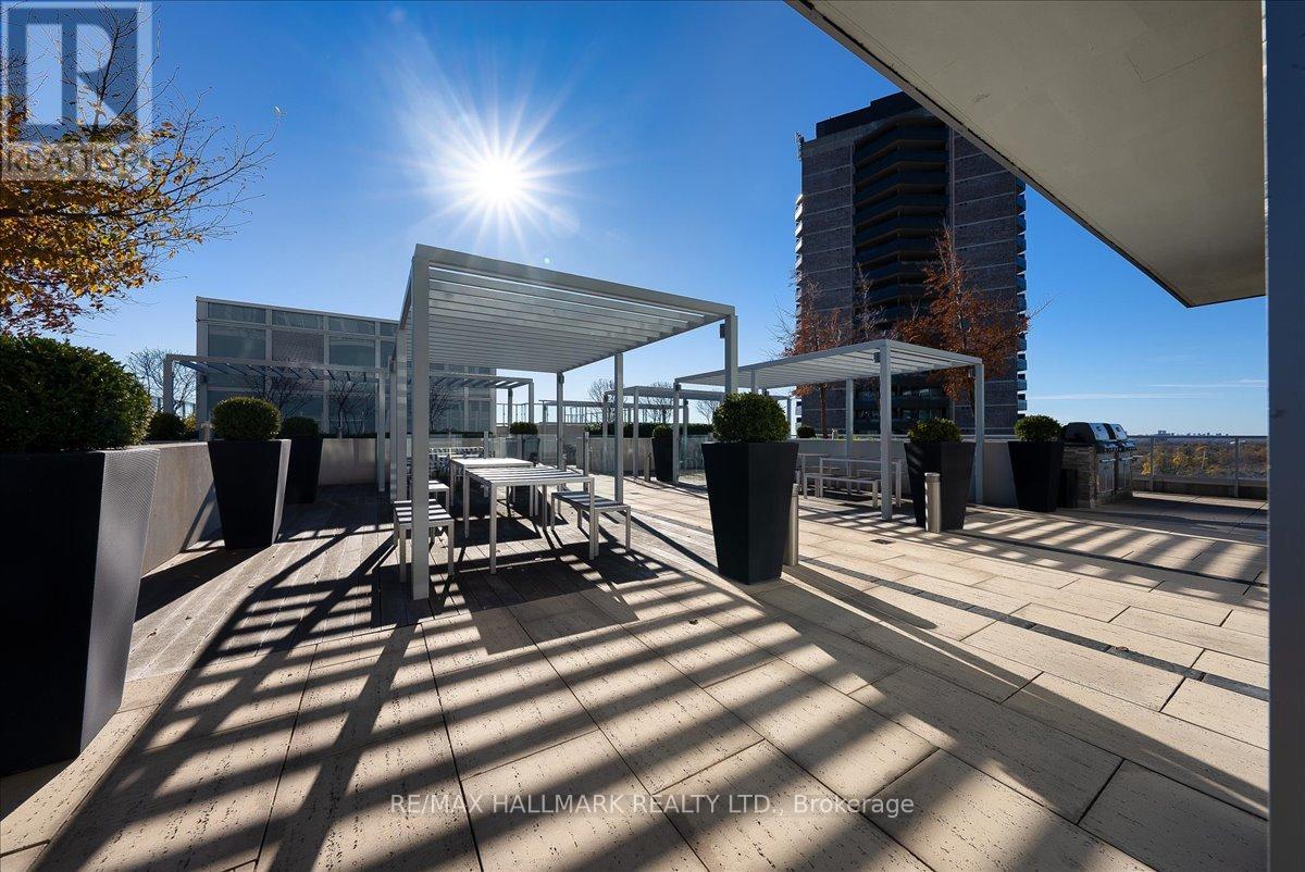 1811 - 501 St Clair Avenue W, Toronto (Casa Loma), Ontario  M5P 0A2 - Photo 14 - C12361718