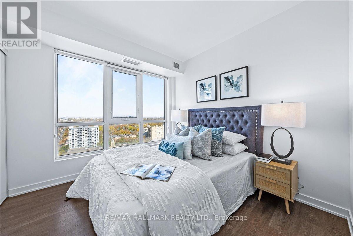 1811 - 501 St Clair Avenue W, Toronto (Casa Loma), Ontario  M5P 0A2 - Photo 6 - C12361718
