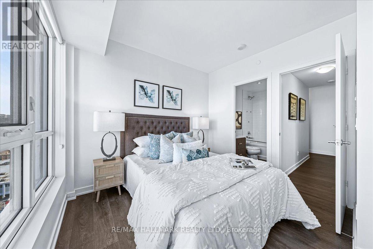 1811 - 501 St Clair Avenue W, Toronto (Casa Loma), Ontario  M5P 0A2 - Photo 7 - C12361718