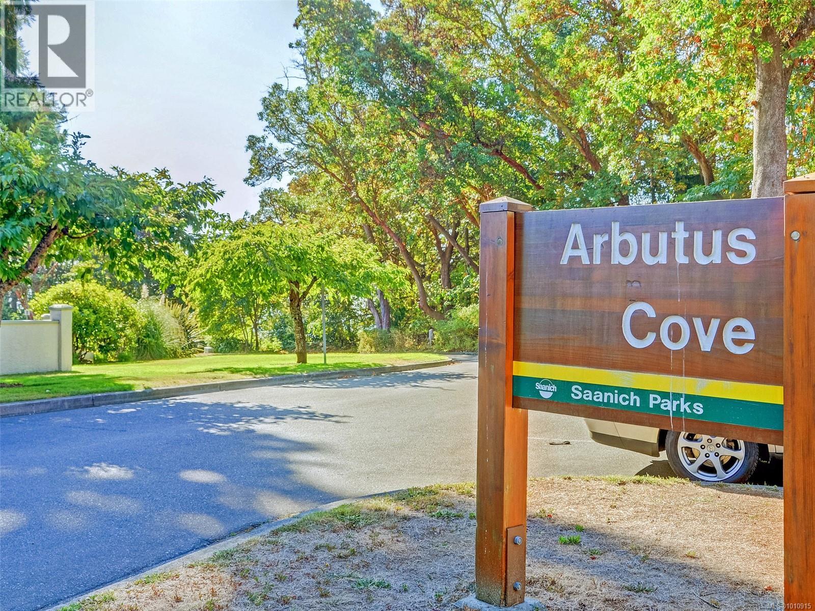 3913 Gibson Crt, Saanich, British Columbia  V8N 6E2 - Photo 66 - 1010915