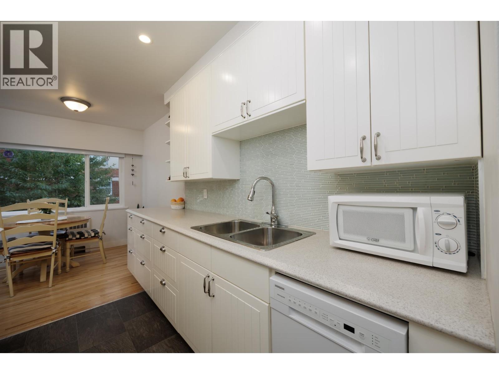 101 2146 W 43rd Avenue, Vancouver, British Columbia  V6M 2E1 - Photo 10 - R3039471