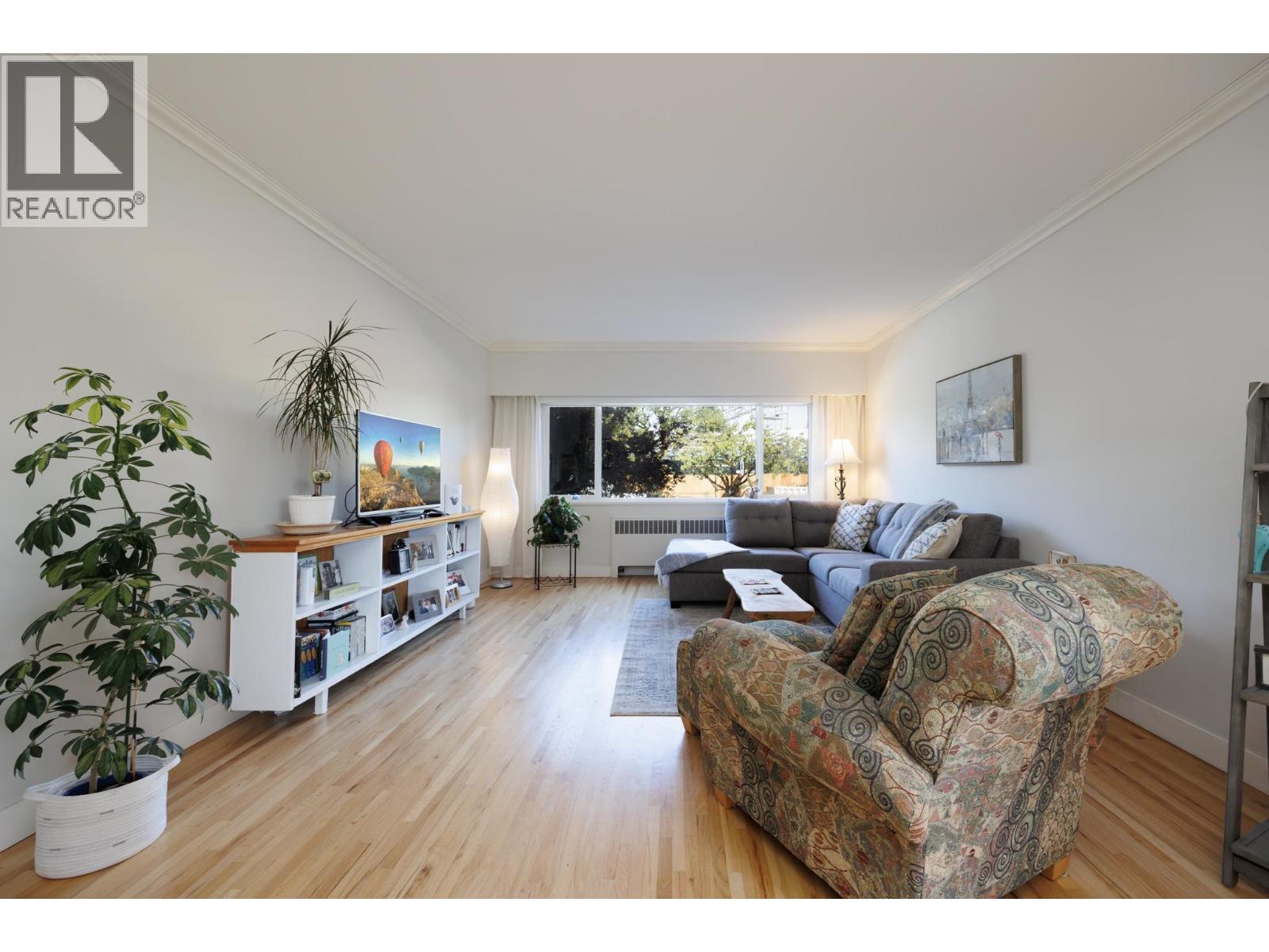 101 2146 W 43rd Avenue, Vancouver, British Columbia  V6M 2E1 - Photo 3 - R3039471