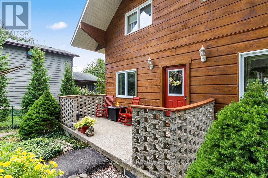 183 Lakeshore Road, Georgian Bluffs, Ontario  N0H 2T0 - Photo 3 - X12184084