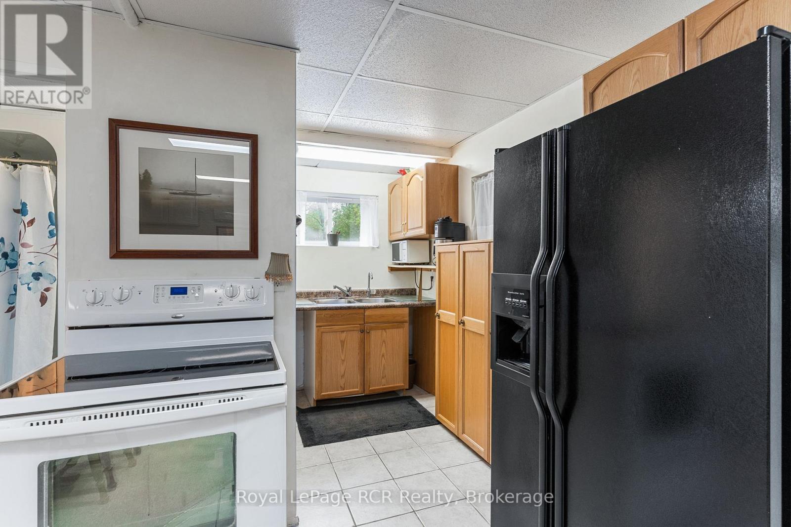 183 Lakeshore Road, Georgian Bluffs, Ontario  N0H 2T0 - Photo 30 - X12184084