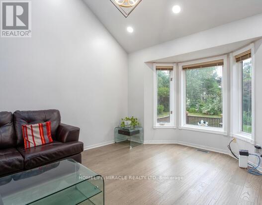 550 Penny Lane, Waterloo, Ontario  N2T 2L3 - Photo 14 - X12361741