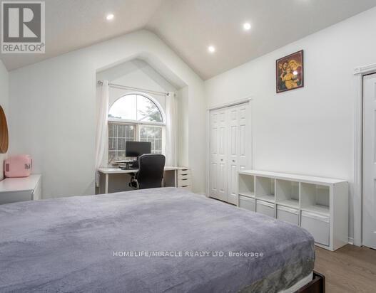 550 Penny Lane, Waterloo, Ontario  N2T 2L3 - Photo 21 - X12361741