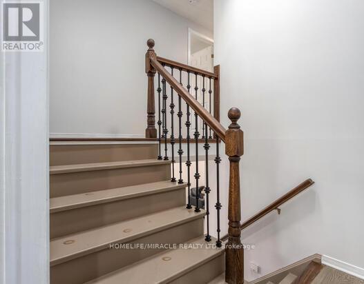 550 Penny Lane, Waterloo, Ontario  N2T 2L3 - Photo 24 - X12361741