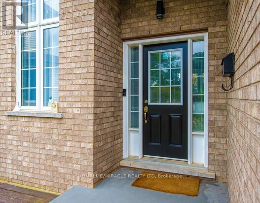 Property at 550 PENNY LANE image 3