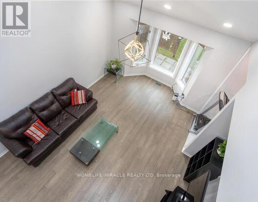 550 Penny Lane, Waterloo, Ontario  N2T 2L3 - Photo 8 - X12361741