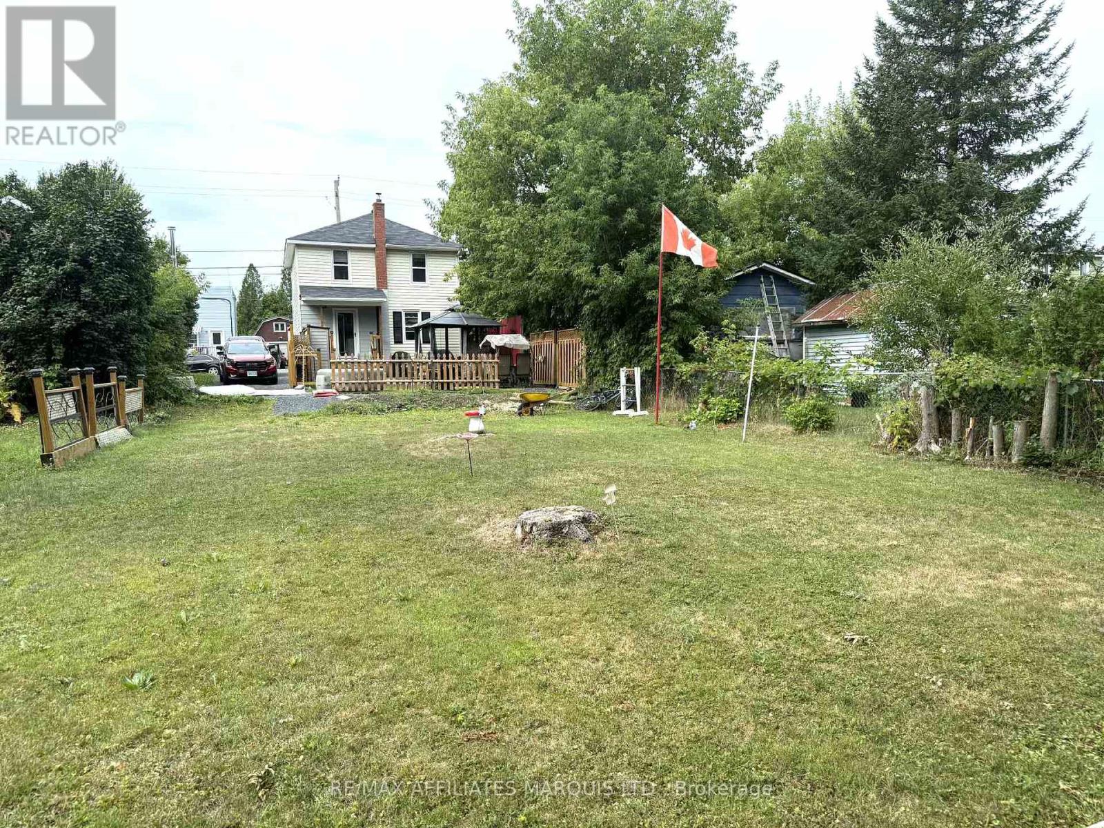 827 Amelia Street, Cornwall, Ontario  K6H 3R5 - Photo 16 - X12361753