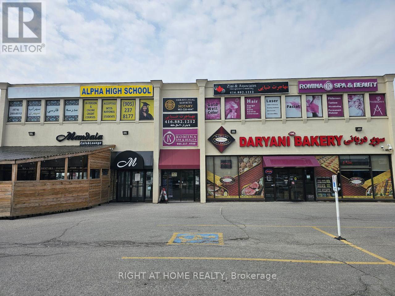 201 - 10670 YONGE STREET, Richmond Hill, Ontario