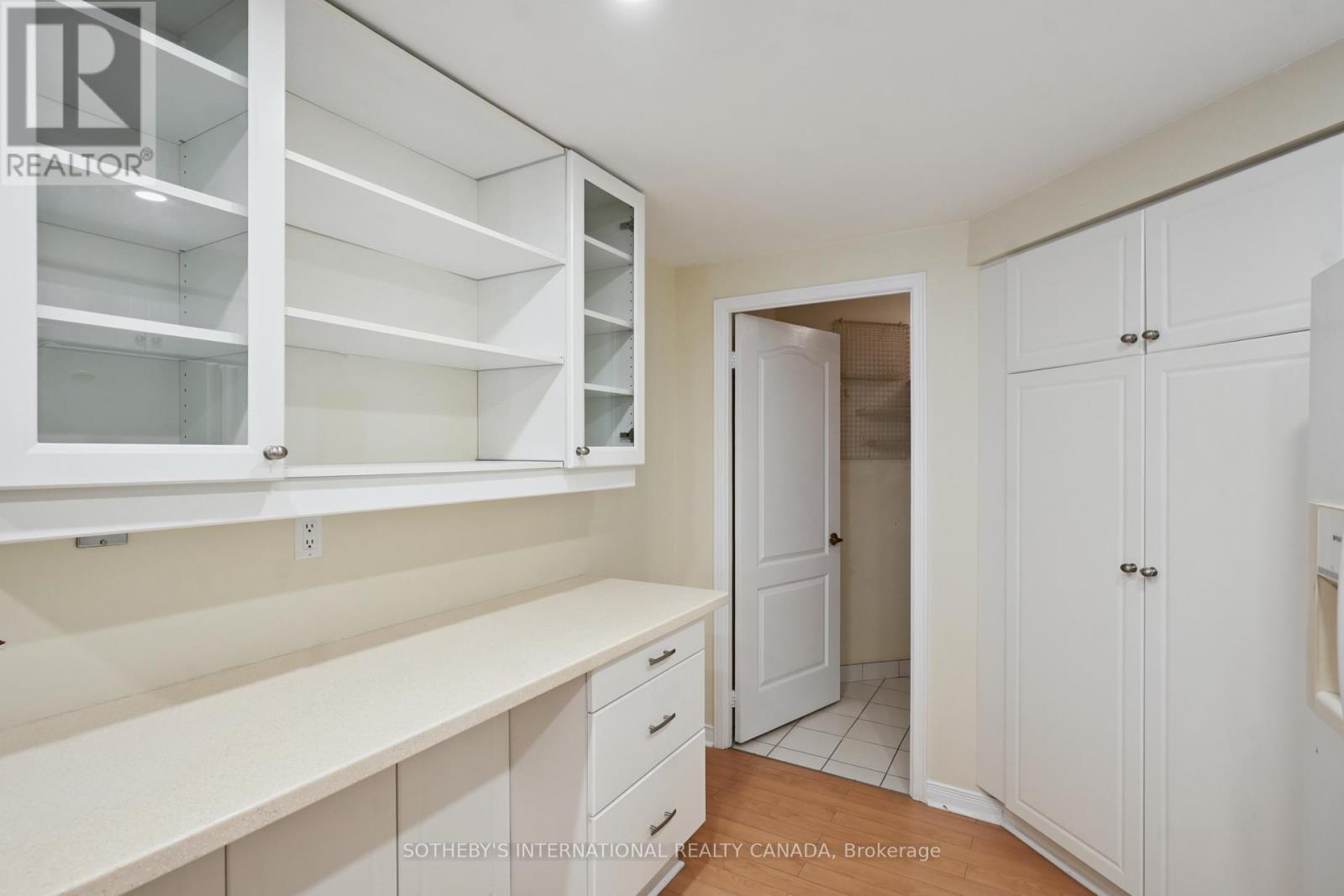 501 - 10 Tichester Road, Toronto, Ontario  M5P 3M4 - Photo 9 - C12352619