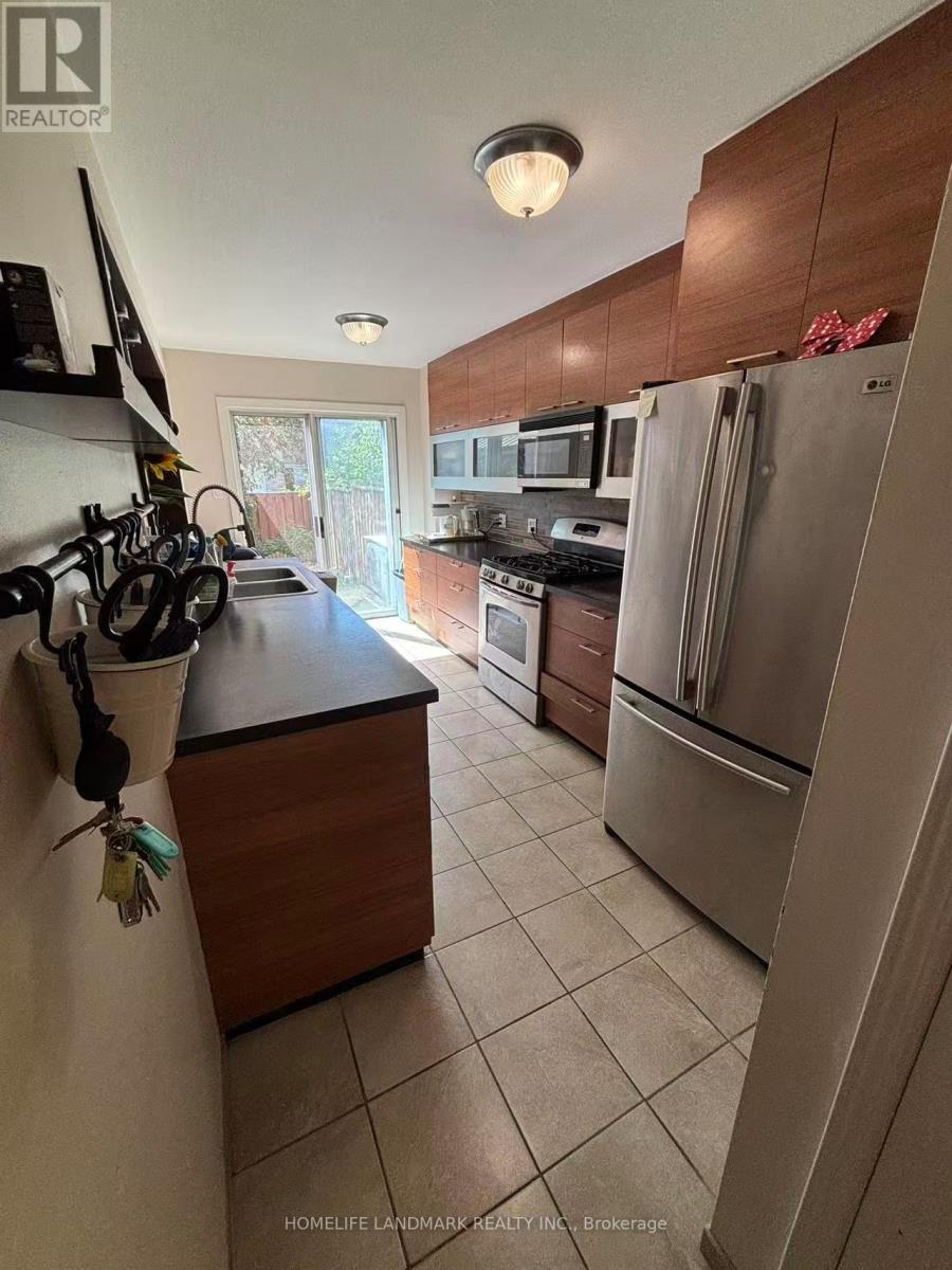 35 MOONLIGHT LANE, Richmond Hill, Ontario