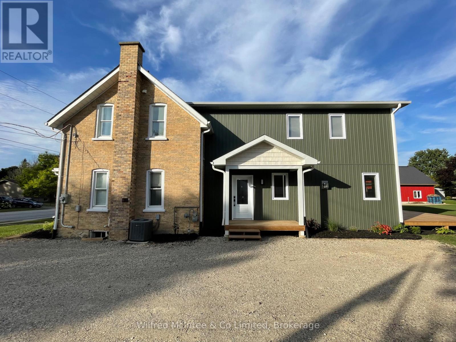 49 Absalom Street W, South Bruce, Ontario  N0G 2J0 - Photo 2 - X12361778