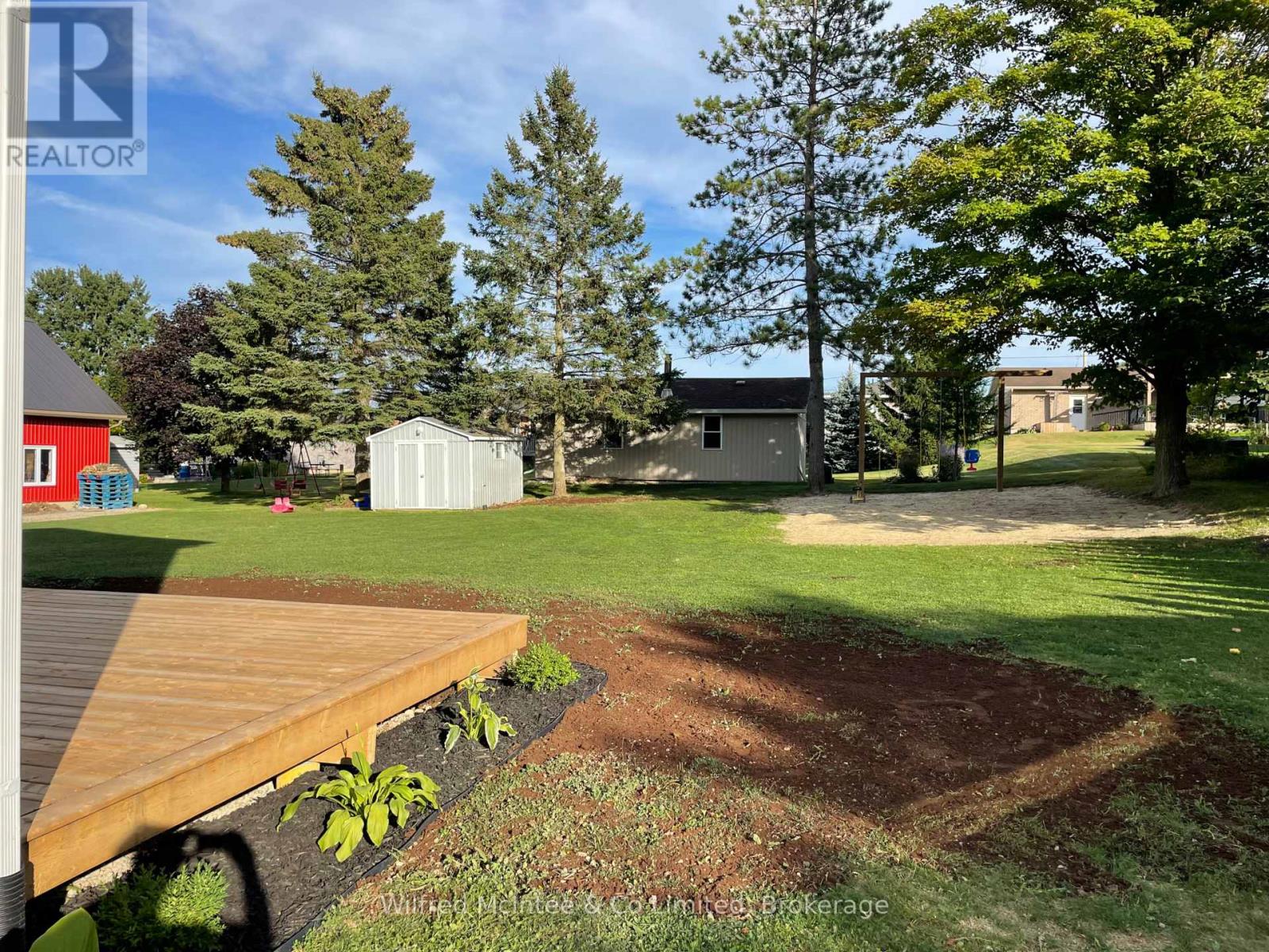 49 Absalom Street W, South Bruce, Ontario  N0G 2J0 - Photo 5 - X12361778