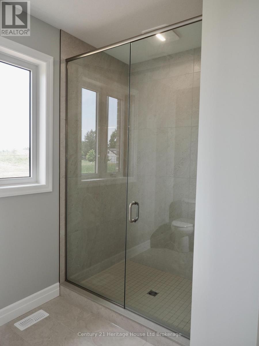 9 Sycamore Drive, Tillsonburg, Ontario  N4G 5S3 - Photo 14 - X10745150
