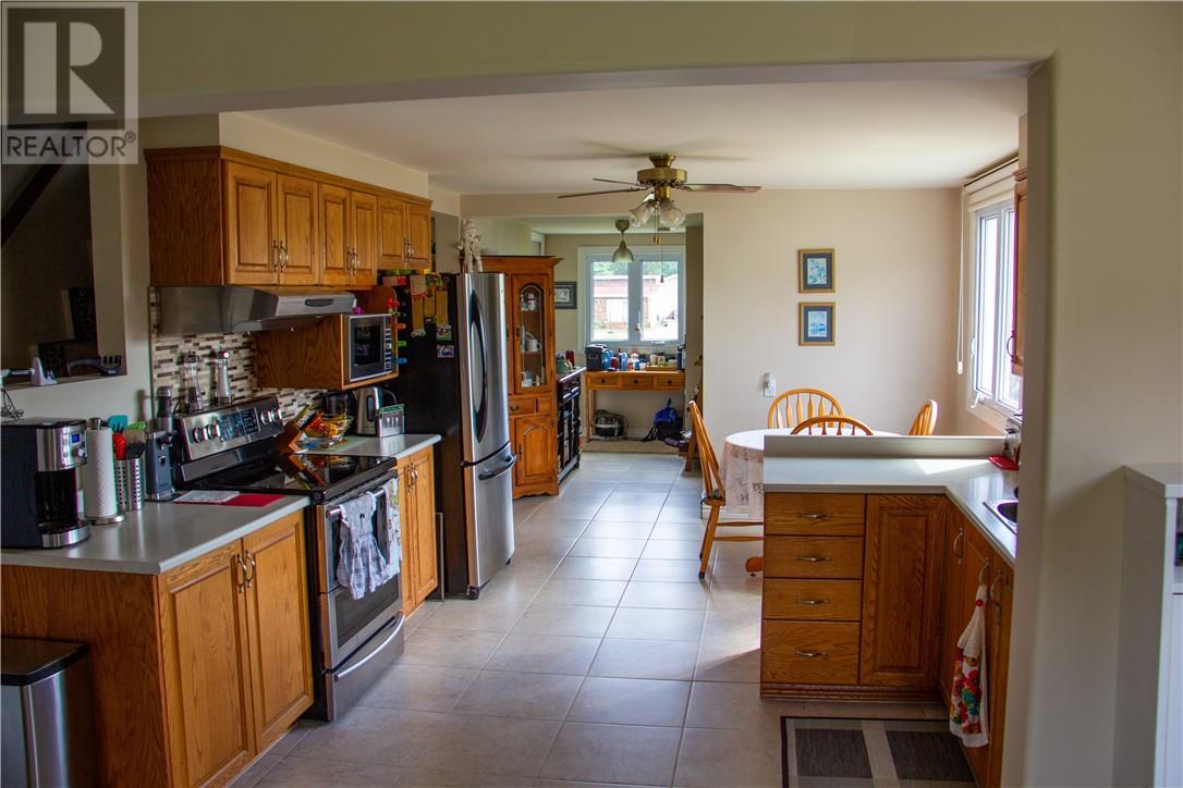 42 Kreko Street, Garson, Ontario  P3L 1M6 - Photo 5 - 2124263