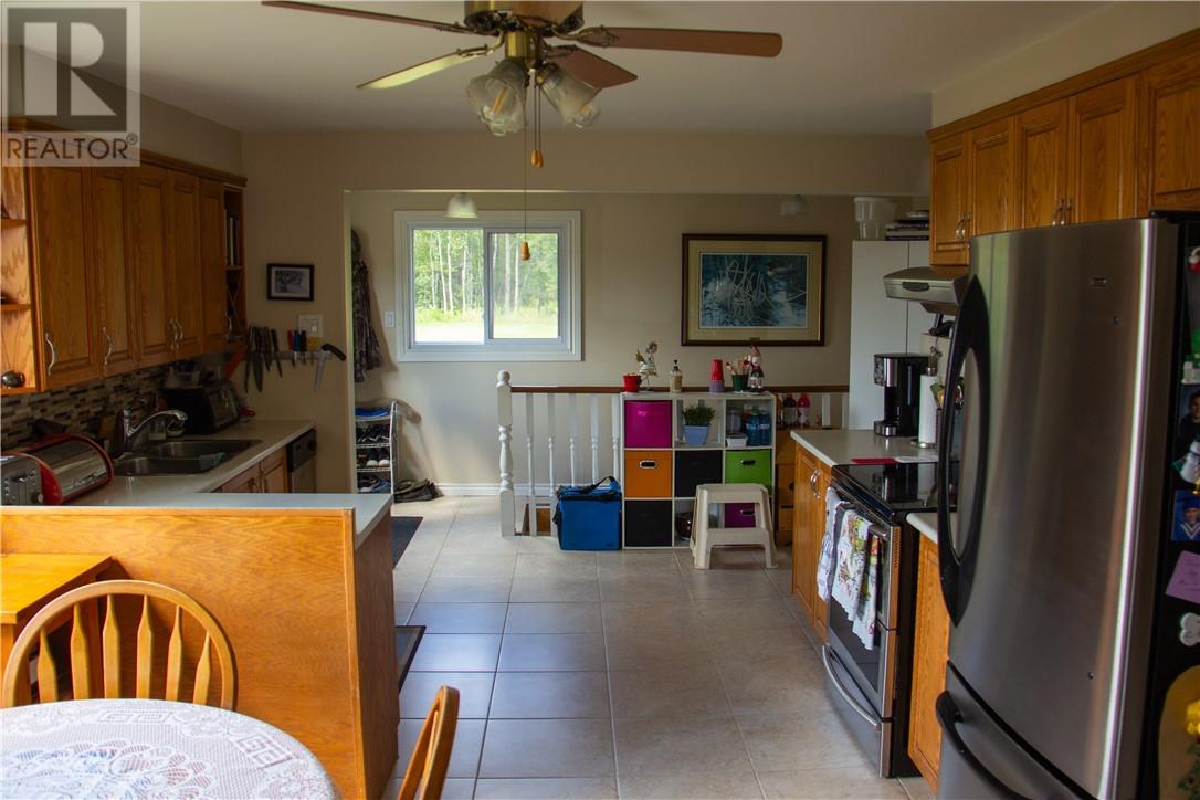 42 Kreko Street, Garson, Ontario  P3L 1M6 - Photo 6 - 2124263