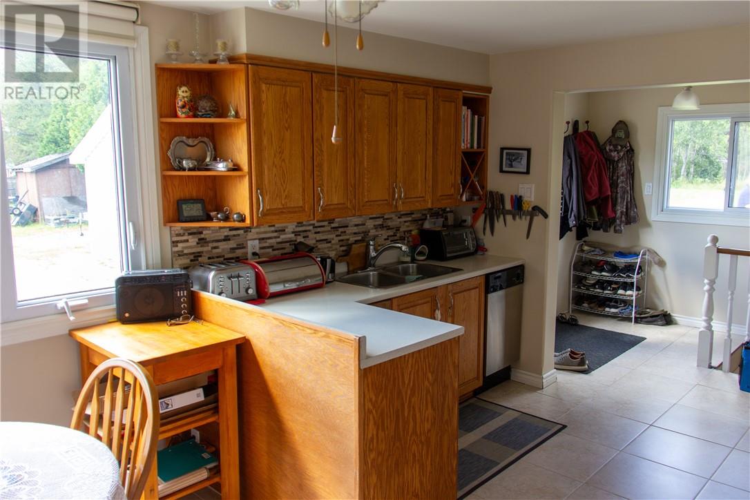 42 Kreko Street, Garson, Ontario  P3L 1M6 - Photo 8 - 2124263