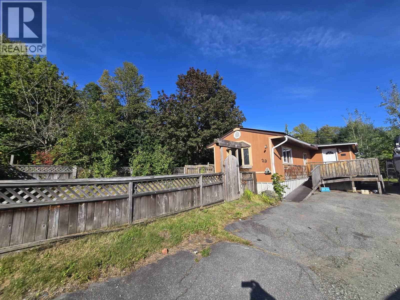 29 584 W COLUMBIA AVENUE, Kitimat, British Columbia