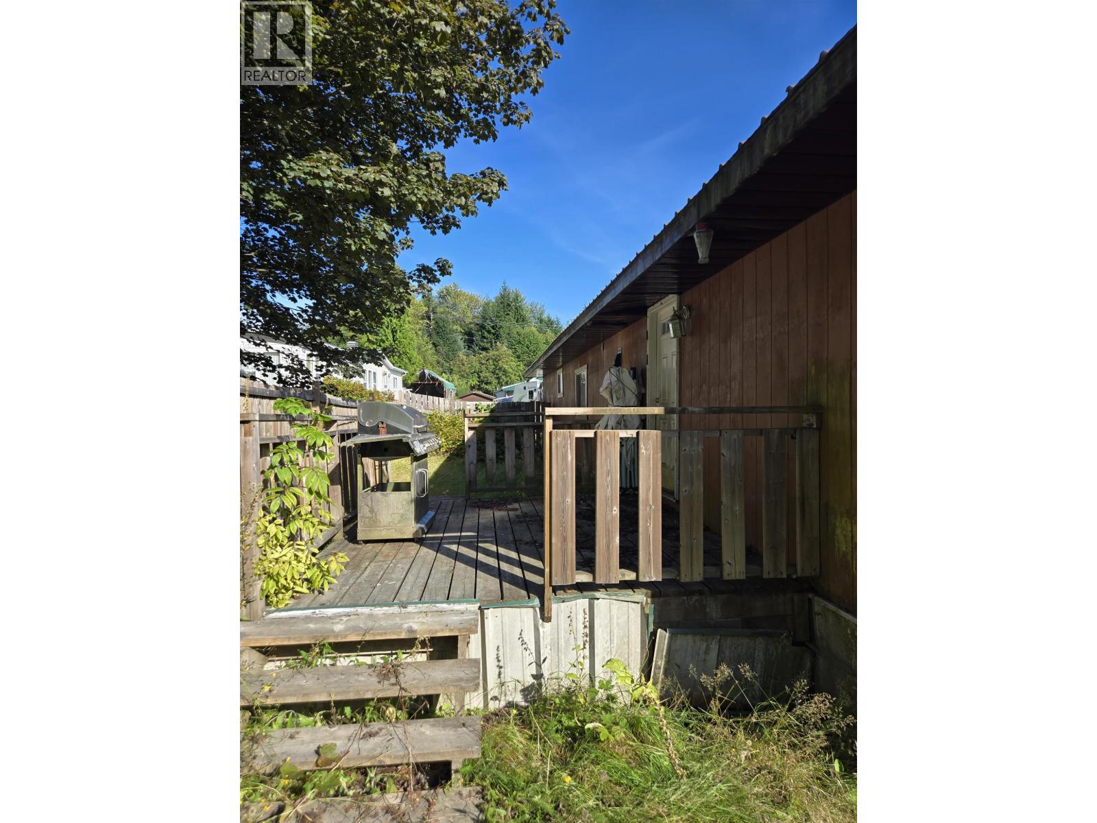 29 584 W Columbia Avenue, Kitimat, British Columbia  V8C 1V3 - Photo 2 - R3039481