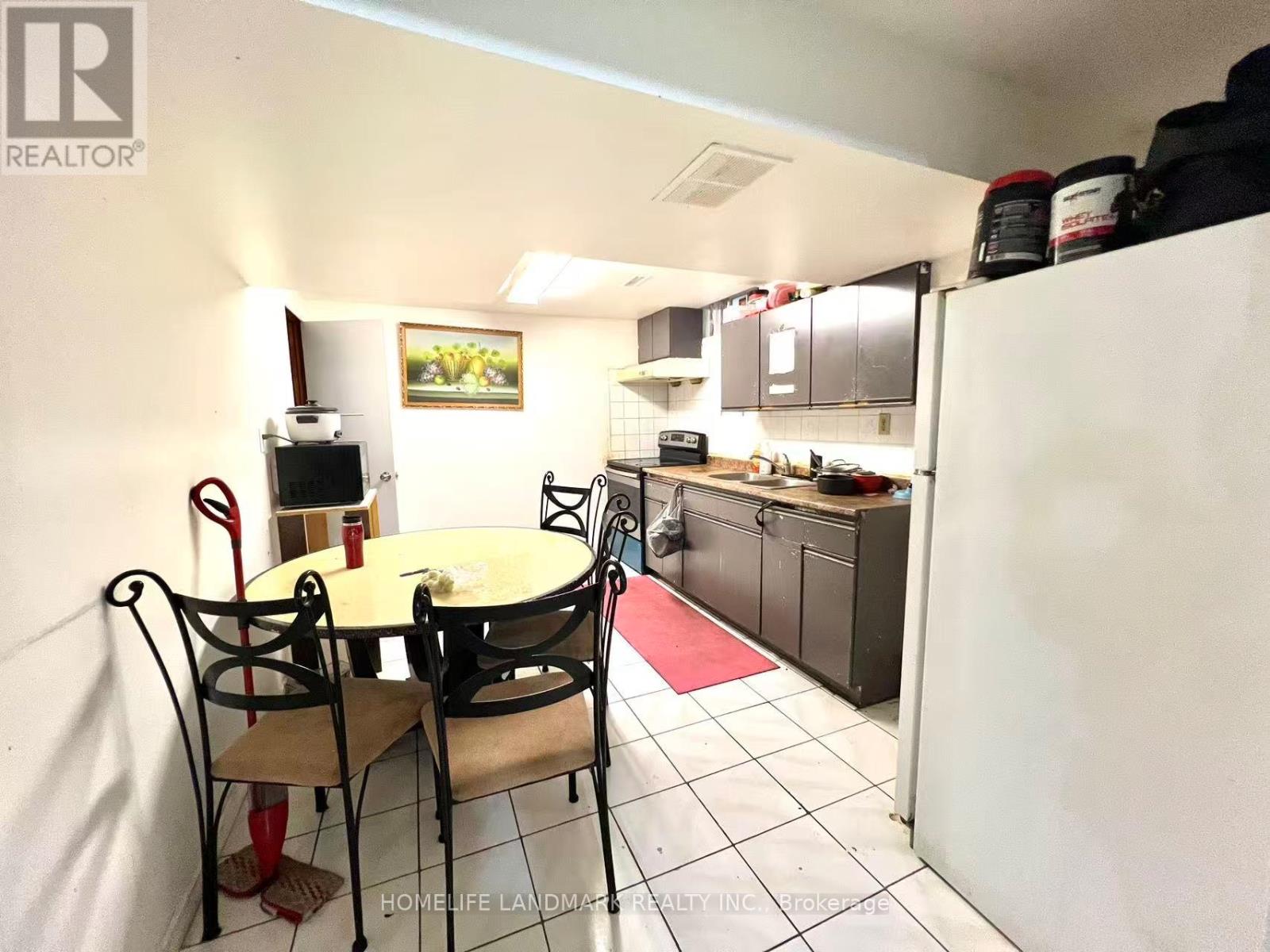 327 Goldhawk Trail, Toronto, Ontario  M1V 4H2 - Photo 24 - E12361829